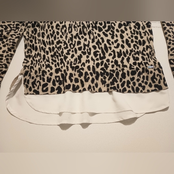 Calvin Klein Women's Small Layered Sweater Blouse Animal Leopard Cheetah Print - Picture 2 of 6